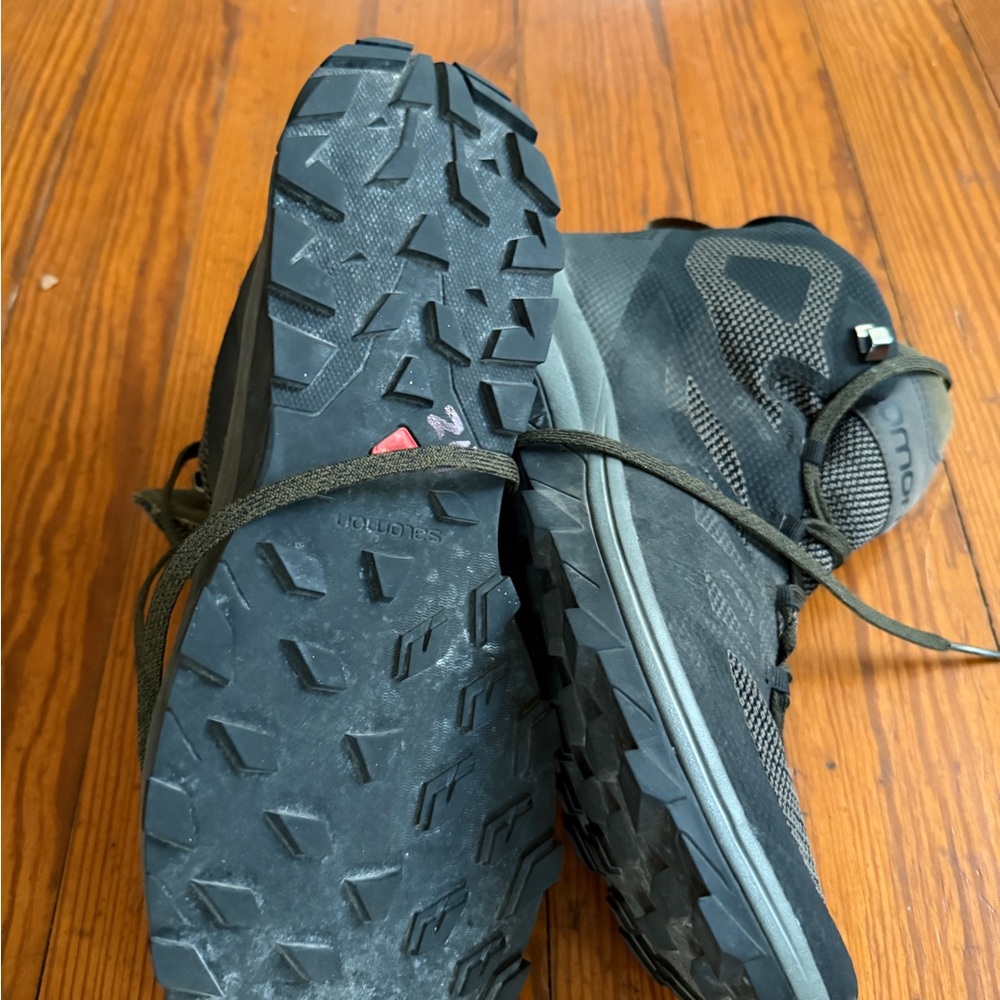 Salomon Men's Gray and Black Athletic Shoes - Picture 2 of 3